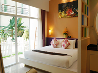the-beach-boutique-house-kata-deluxe-pool-view-3