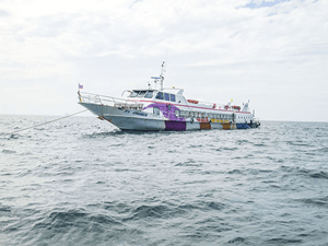 one-day-tour-phi-phi-khai-nok-island-ferry-boat