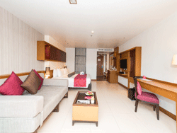 Phuket-Accommodation-Ashlee-Hub-Patong-Beach-Deluxe-5