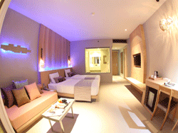Phuket-Accommodation-Five-Star-Kalima-Resort-Kalim-Beach-Deluxe-3