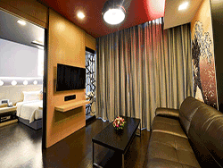 Phuket-accommodation-four-star-sleep-with-me-hotel-patong-suite-4