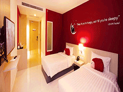 Phuket-accommodation-four-star-sleep-with-me-hotel-patong-superior-3