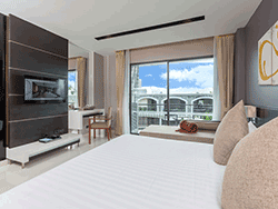 Phuket-accommodation-four-star-the-charm-resort-patong-deluxe-3