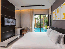 Phuket-accommodation-four-star-the-charm-resort-patong-junior-suite-pool-access-3