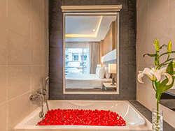 phuket-accommodation-chanalai-hillside-resort-karon-beach-9