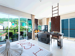phuket-accommodation-four-star-andakira-hotel-patong-12