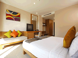 phuket-accommodation-four-star-andakira-hotel-patong-3