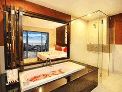 phuket-accommodation-four-star-andakira-hotel-patong-5
