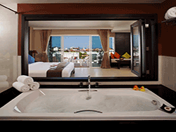 phuket-accommodation-four-star-andakira-hotel-patong-7