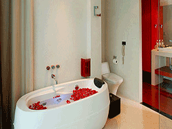 phuket-five-star-accommodation-laflora-patong-beach-12