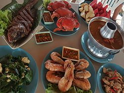 ทัวร์วันเดย์ทริป-เรียนรู้ระบบนิเวศน์-ป่าชายเลน-ล่องแพ-กินซีฟู้ด-ระนอง-3
