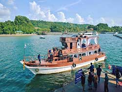 ทัวร์ล่องเรือชมประวัติศาสตร์-ไทม์แมชชีน-ดินเนอร์-เที่ยวระนอง-ราคาถูก-11