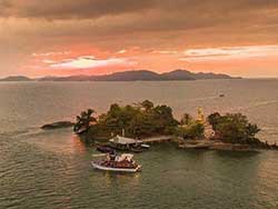 ทัวร์ล่องเรือชมประวัติศาสตร์-ไทม์แมชชีน-ดินเนอร์-เที่ยวระนอง-ราคาถูก-16