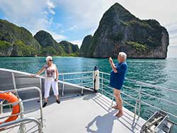 ทัวร์-วันเดย์-พรีเมียม-เกาะพีพี-เรือคาตามารัน-ภูเก็ต-6