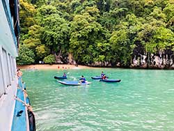 พายเรือแคนู-อ่าวพังงา-เกาะห้อง-เขาตะปู-เรือใหญ่