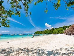 ภูเก็ต-เกาะที่น่าเที่ยวที่สุด-บานาน่าบีช