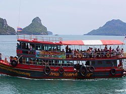 เรือใหญ่-2-ชั้น-ทัวร์หมู่เกาะอ่างทอง-สมุย