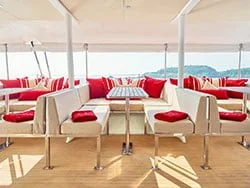 ขายทัวร์-ล่องเรือใบ-ยอร์ช-คาตามารัน-ภูเก็ต