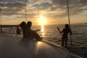 ทัวร์ซันเซ็ท-ดินเนอร์-ล่องเรือคาตามารัน