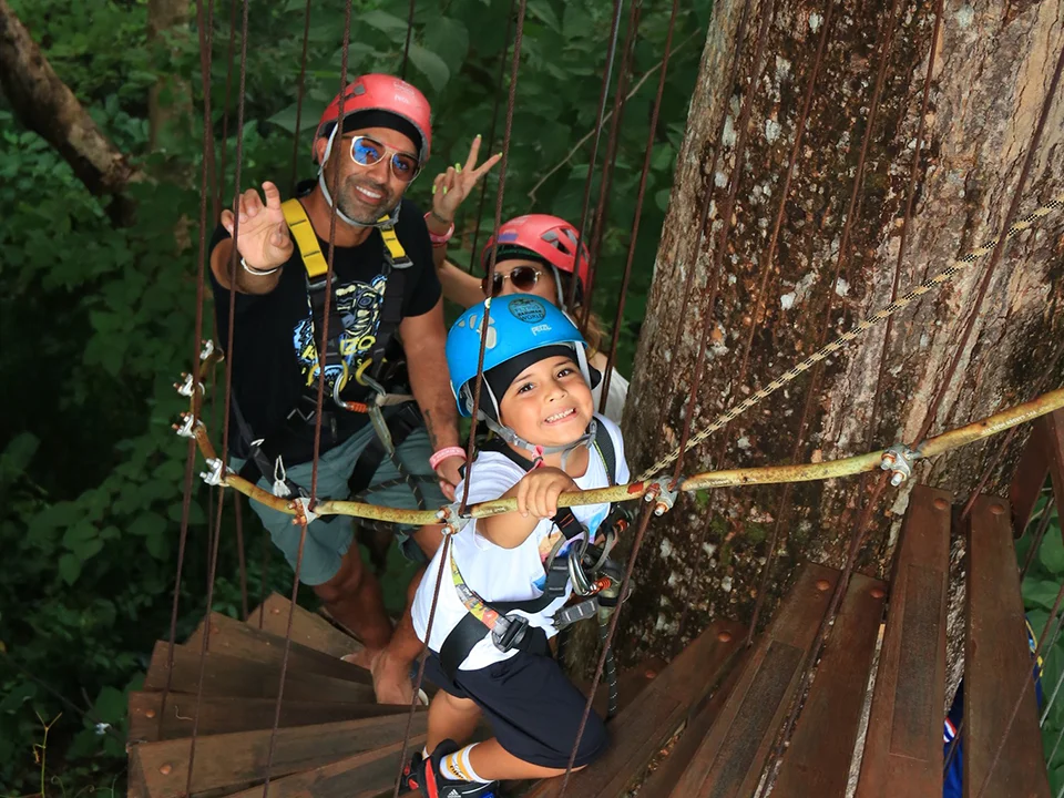 โหนสลิง-ซิปไลน์-หนุมาน-zipline-hanuman-world-Phuket