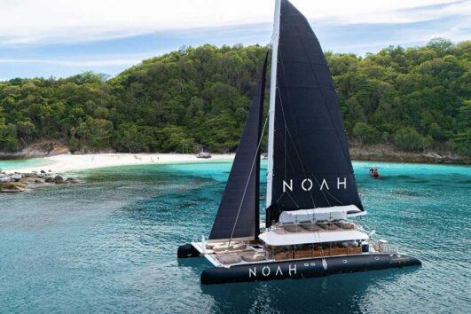 ทัวร์-ปาร์ตี้ยอร์ช-เรือใบสุดหรู-ภูเก็ต-Noah-Luxury-Yacht-Catamaran
