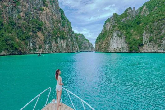 ทัวร์ครึ่งวัน เกาะพีพี อ่าวมาหยา ปิเล๊ะลากูน ซันเซ็ท เกาะไข่แมว