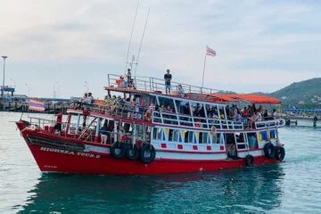 เรือใหญ่-2-ชั้น-ทัวร์-หมู่เกาะอ่างทอง-สมุย