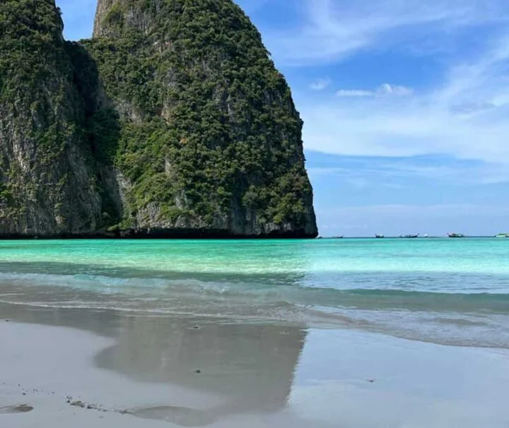 กระบี่-ทัวร-ื-1-วัน-เกาะพีพี-อ่าวมาหยา