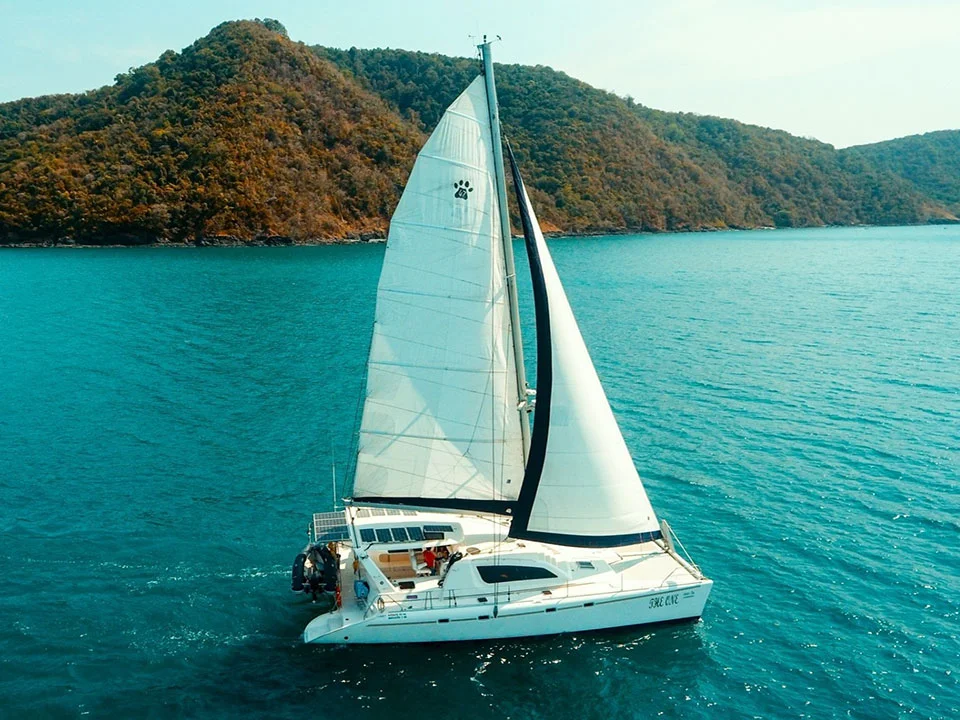 ภูเก็ต-เช่าไพรเวท-เหมาลำเรือยอร์ช-คาตามารัน-ส่วนตัว-6