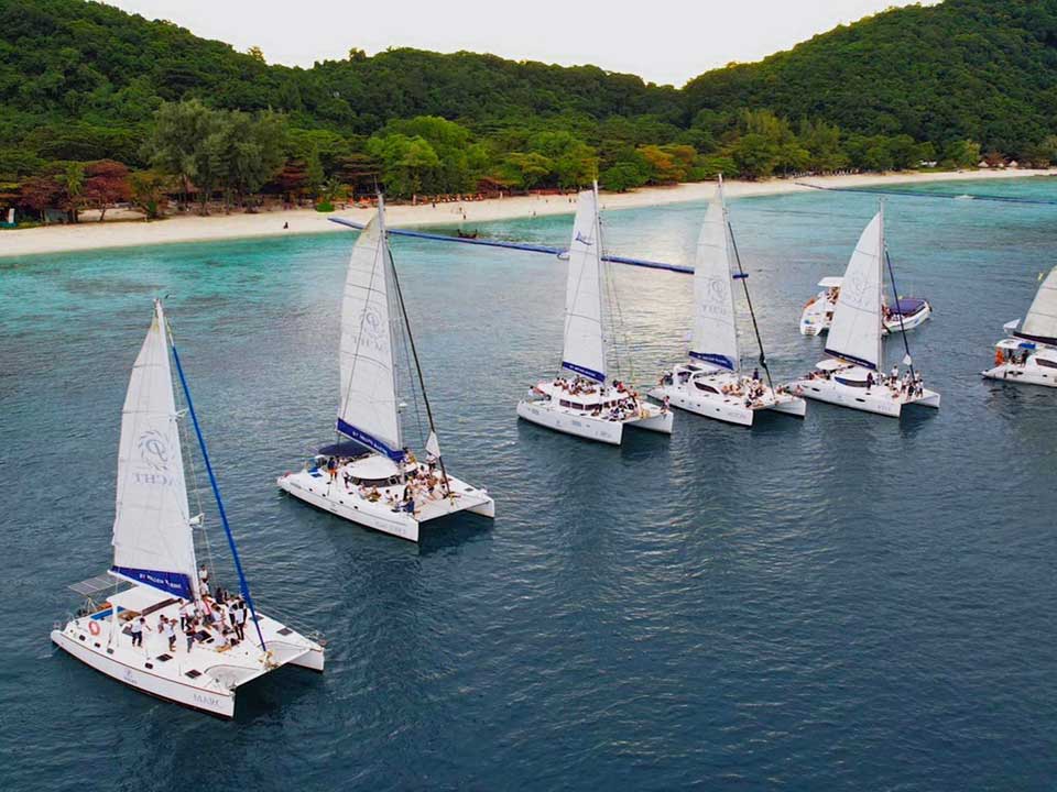 เช่าเรือยอร์ช-คาตามารัน-ภูเก็ต-Sailing-Yacht-Catamaran-8