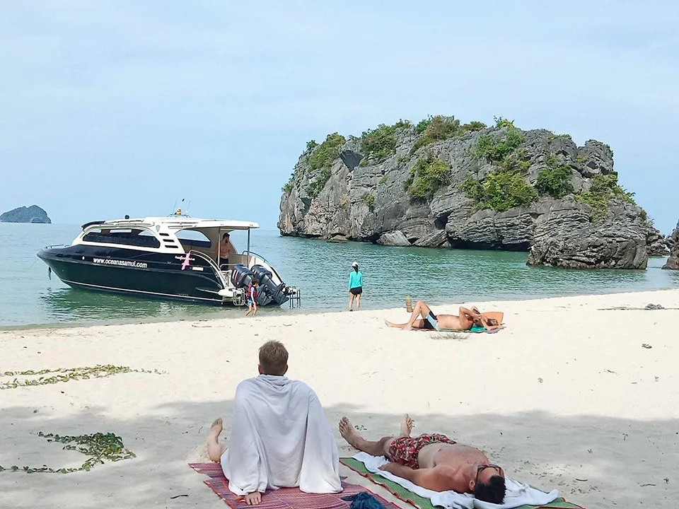 vip-ทัวร์หมู่เกาะอ่างทอง-เรือสปีดโบ๊ท-luxury-สมุย-5