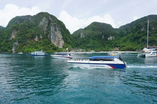 เรือสปีดโบ๊ทข้ามฟาก-คลองจิหลาด-ไปเกาะพีพี