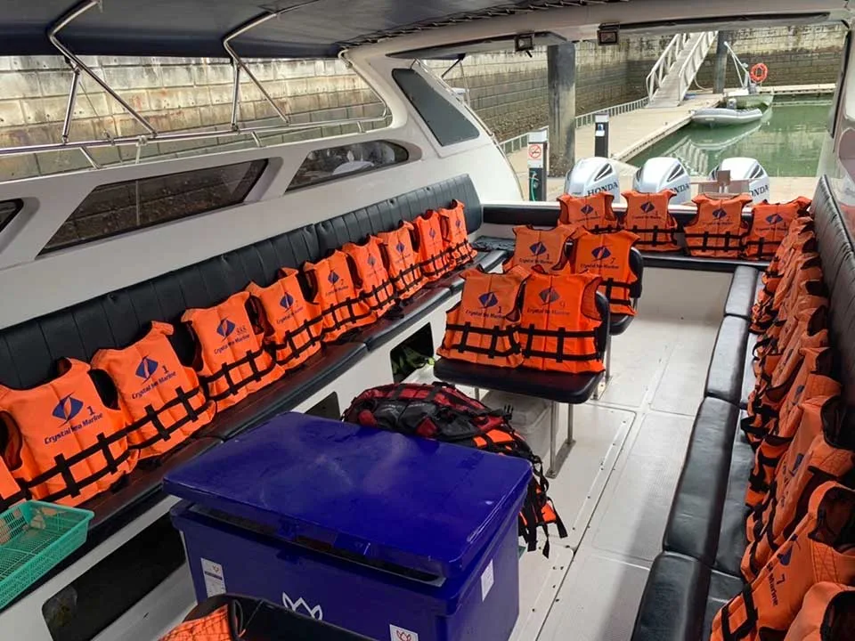 ภูเก็ต-ทัวร์พรีเมี่ยม-เกาะพีพี-อ่าวมาหยา-เกาะไผ่-speedboat-2