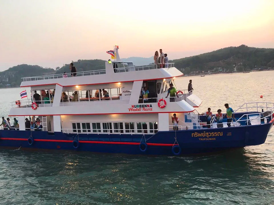 ภูเก็ต-ทัวร์อ่าวพังงา-เรือพรีเมี่ยม-big-boat-2