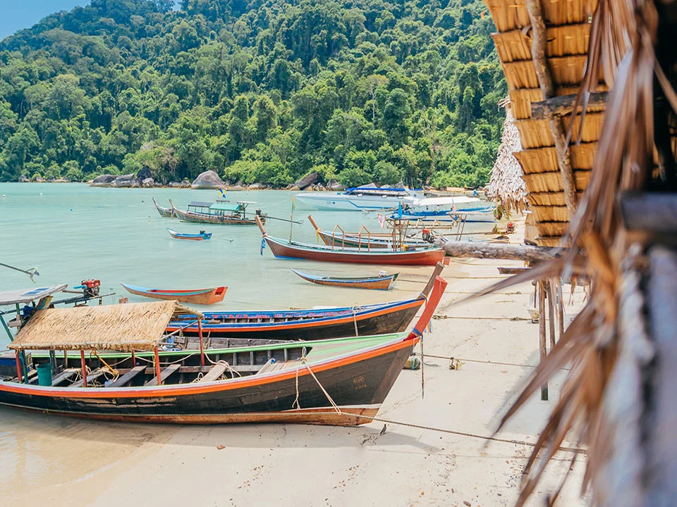 ภูเก็ต-เขาหลัก-ทัวร์หมู่เกาะสุรินทร์-เรือพรีเมี่ยมสปีดโบ๊ท-หมู่บ้านมอแกน-3
