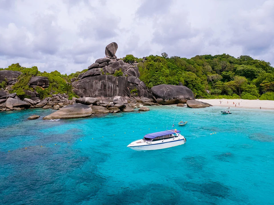เรือพรีเมี่ยม-สปีดโบ๊ท-ทัวร์หมู่เกาะสิมิลัน-ว้าวอันดามัน-2