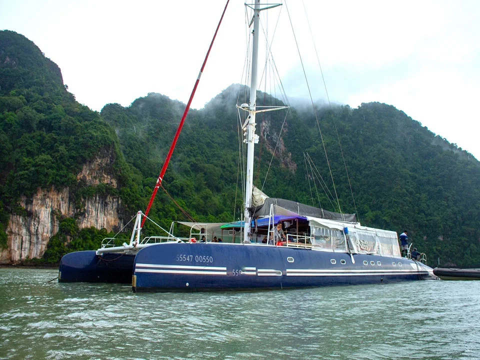 ทัวร์ล่องเรือใบ-เรือยอร์ชคาตามารัน-สุดหรู-อ่าวพังงา-James-Bond-Island-5