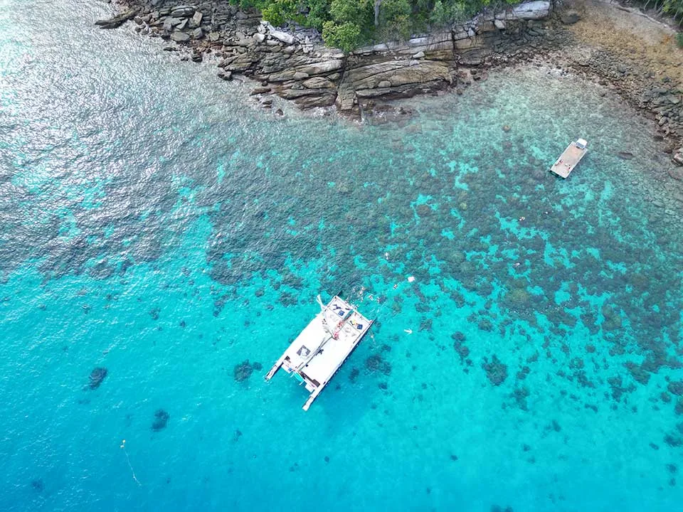 ล่องเรือยอร์ช-บานาน่า-บีช-เกาะราชา-ซันเซ็ท-Boat-Party-2