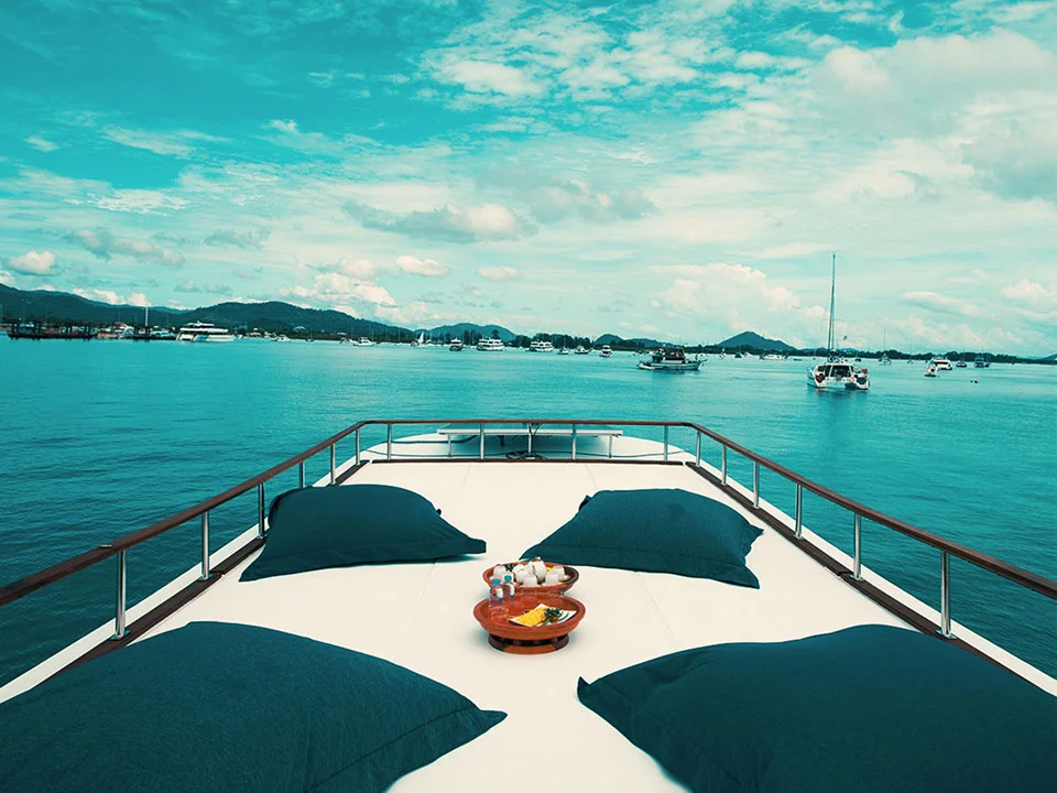 เช่าเหมาลำหางยาว-เรือไม้หรูวินเทจ-ภูเก็ต-เกาะเฮ-เกาะราชา-เกาะไม้ท่อน-2