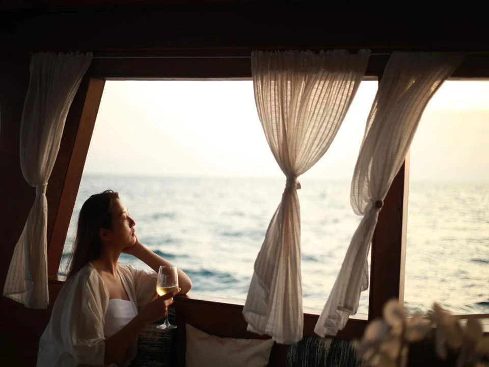 เช่าเหมาลำหางยาว-เรือไม้หรูวินเทจ-ภูเก็ต-เกาะเฮ-เกาะราชา-เกาะไม้ท่อน-8