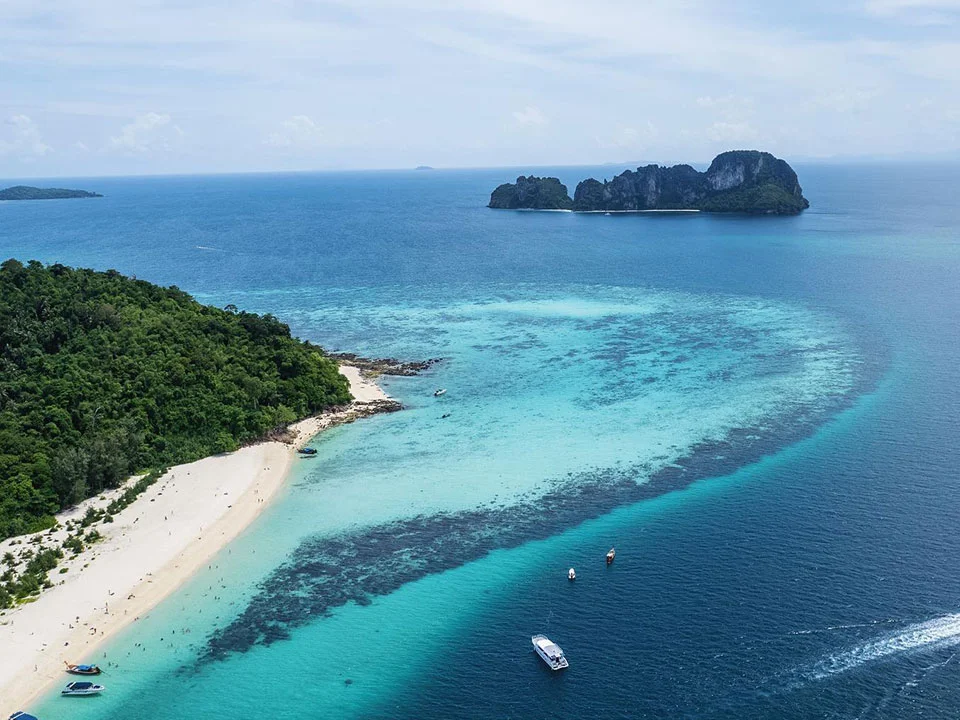 ภูเก็ต-เรือคาตามารัน-ทัวร์พรีเมี่ยม-เกาะพีพี-อ่าวมาหยา-เกาะไผ่-กระบี่-4