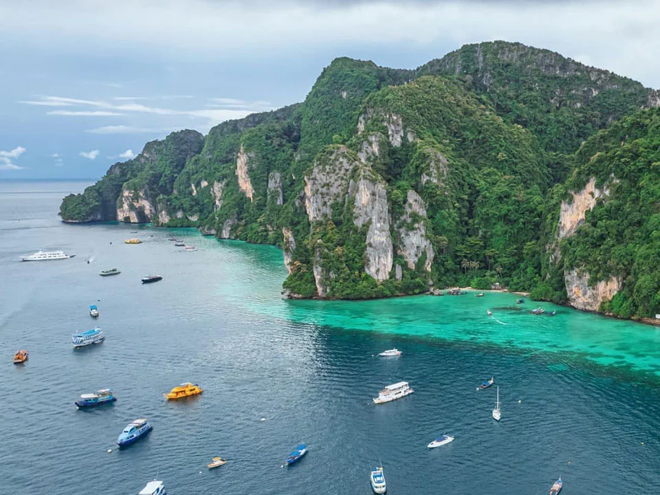 เกาะพีพี-อ่าวมาหยา-ทัวร์วันเดย์-ภูเก็ต-เรือสปีดคาตามารัน-3