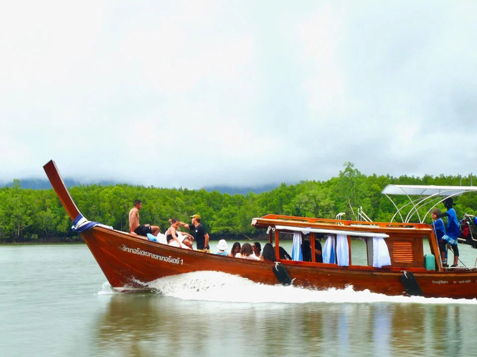 พังงา-ท่าเรือสุระกุล-กระโสม-เช่าเรือหางยาว-หัวโทง-luxury-มีพร็อพ-11
