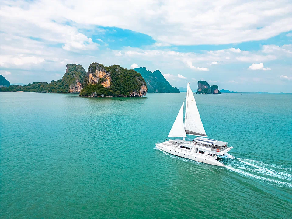 ภูเก็ต-ล่องเรือยอร์ช-คาตามารัน-อ่าวพังงา-เจมส์บอนด์-หาดปาล์ม-บีช-15