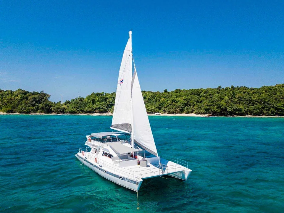 ภูเก็ต-ล่องเรือยอร์ช-คาตามารัน-อ่าวพังงา-เจมส์บอนด์-หาดปาล์ม-บีช-9