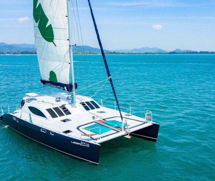 ภูเก็ต-เช่าเรือยอร์ช-สุดหรู-เรือใบคาตามารัน-Legacy-10