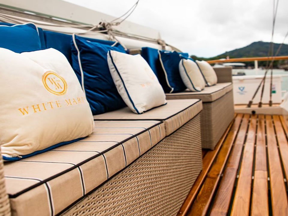 ภูเก็ต-เช่าเรือยอร์ช-สุดหรู-เรือใบคาตามารัน-ลำใหญ่--White-Marlin-13