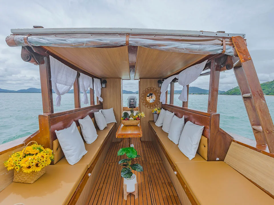 เช่าเหมาลำ-เรือหัวโทง-เรือไม้สุดหรู-เรือหางยาว-Luxury-Boat-ภูเก็ต-3
