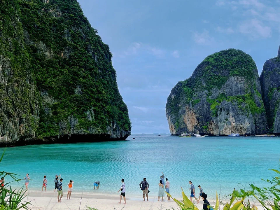 เกาะพีพี-เช่าเหมาลำ-ไพรเวท-เรือหางยาว-อ่าวมาหยา-อ่าวปิเละ9