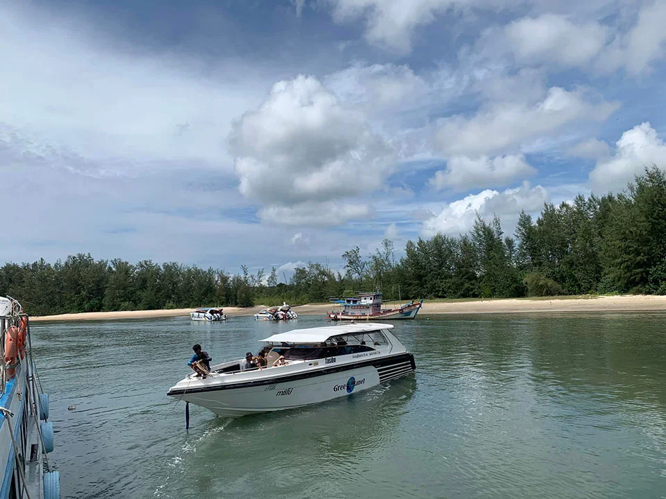 ตั๋วเรือโดยสาร-ภูเก็ต-เกาะยาว-อ่าวนาง-ไร่เลย์-เรือสปีดโบ๊ท-Green-Planet-5